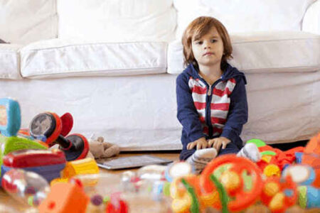 چرا کودک با وجود اسباببازیهای زیاد، خوشحال نیست؟