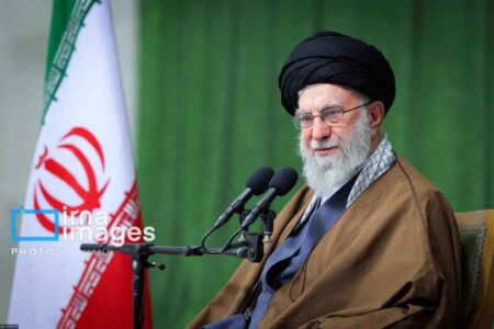 روضه‌خوانی رهبر شهید انقلاب برای حضرت ابوالفضل(ع)
