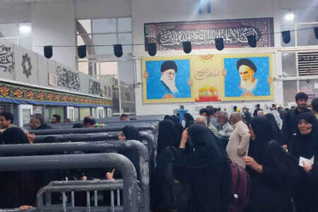 ترافیک جاده های منتهی به مرز بین المللی مهران روان و خدمات رسانی به زائرین در جریان است