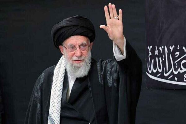 هنر باید میداندار باشد؛ بازخوانی توصیههای رهبر انقلاب به برنامهسازان رادیو و تلویزیون