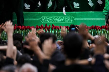 بیانیه جامعه اسلامی کارمندان به مناسبت وداع و تشییع حضرت امام خامنهای شهید(ره)