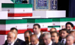 ادای احترام سران کشورها به پیکر مطهر آقای شهید ایران
