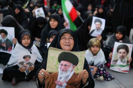 خدا نگهدار، ای تابناکترین قهرمانِ وطن *فرشته قاسمیان