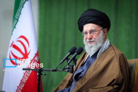 بازخوانی اندیشه‌های اقتصادی رهبر شهید/ از هدایت نقدینگی تا جمع‌سپاری مالی