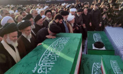 نماز مشتاقان ولایت بر پیکر آقای شهید ایران در میعادگاه عاشقان اقامه شد