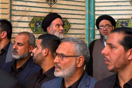 حضور فرزندان آیت‌الله سیستانی در آیین تشییع رهبر شهید انقلاب در نجف اشرف