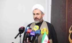 امام‌جمعه ایلام: گذرگاه مرزی مهران به قرارگاه دائمی رسانه‌ نیاز دارد