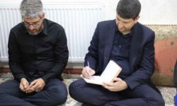 وزیر ارتباطات با خانواده مرزبان شهید «روح‌الله توسلی» در مهران دیدار کرد