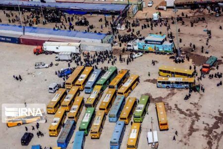 تردد خودرو در جادههای ایلام از مرز ۷۰۰ هزار دستگاه گذشت