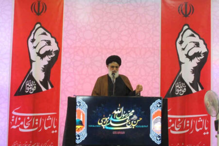 امام جمعه بندرانزلی خواستار مخالفت نمایندگان با کنوانسیون دریای خزر شد