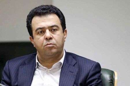 نرخ ارز نباید تابع کانالهای تلگرامی باشد/سیاستگذاری جزیرهای در اقتصاد راهگشا نیست