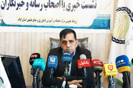 رئیس مرکز تحقیقات کشاورزی ایلام: مسیر پژوهش‌ها باید از مقاله‌محوری به مسئله‌محوری تغییر کند