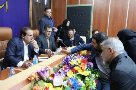 استاندار ایلام: مطالبات حوزه اشتغال و مسکن به‌ صورت جدی پیگیری می‌شود