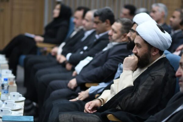 حجت‌الاسلام علی‌اصغر ولایتی بعنوان رئیس کمیته برنامه‌ریزی همایش ملی «ایران آینده؛ از علم تا اقتدار» منصوب شد