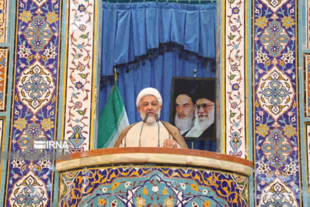 خطیب موقت ایلام: بقای ملت ایران در گرو مقاومت و فرهنگ عاشورایی است